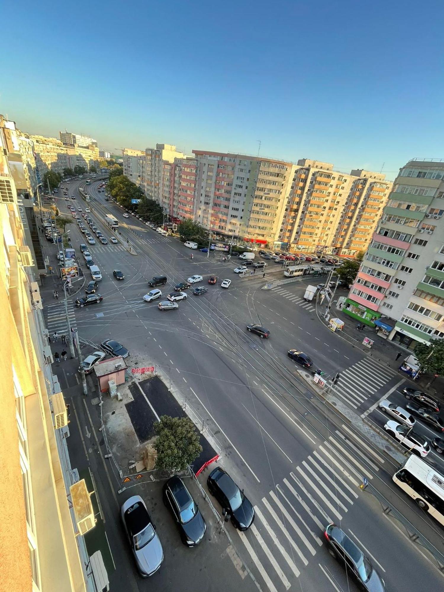 Vf Apartments Бухарест Экстерьер фото